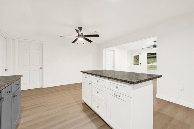 2631 Mansfield Street, Houston, TX 77091