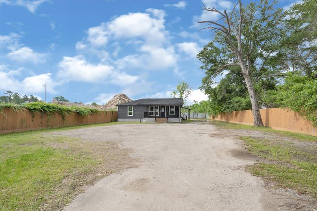 2631 Mansfield Street, Houston, TX 77091