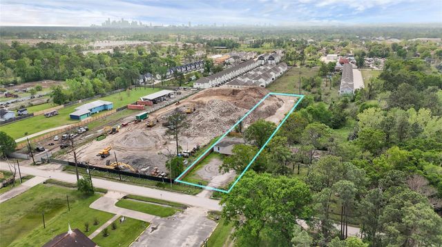 2631 Mansfield Street, Houston, TX 77091