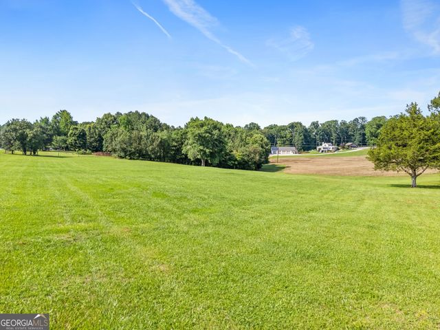 305 Rolling Acres Court, Jefferson, GA 30549
