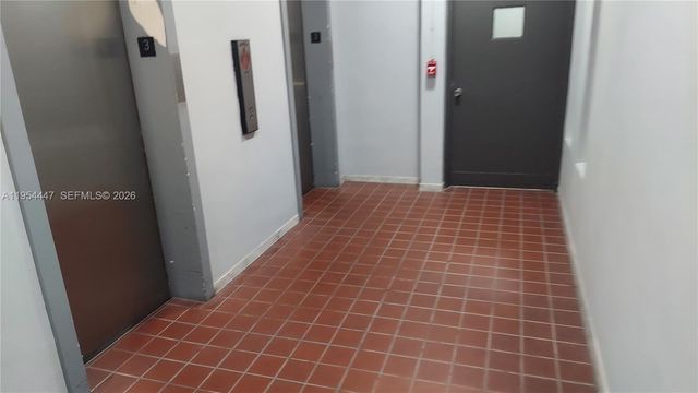 900 SW 84th Ave 301E, Miami, FL 33144