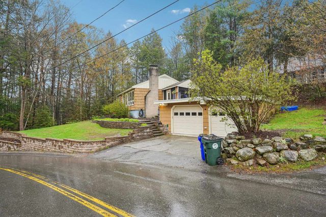 23 Pineridge Street, Goffstown, NH 03045