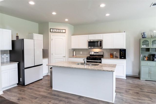8114 Kelsey Lane, Iowa, LA 70647