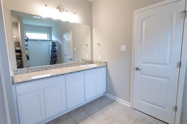 8114 Kelsey Lane, Iowa, LA 70647