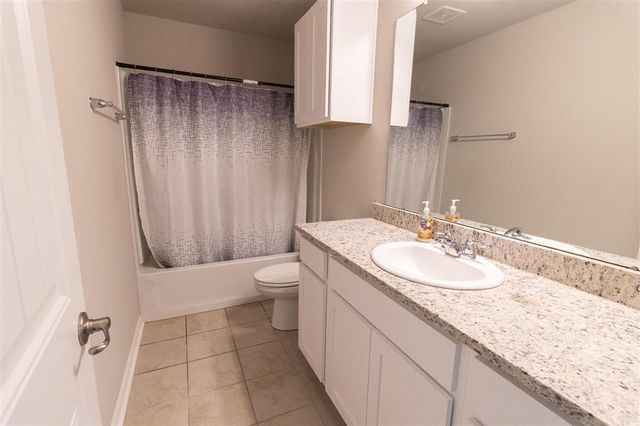 8114 Kelsey Lane, Iowa, LA 70647