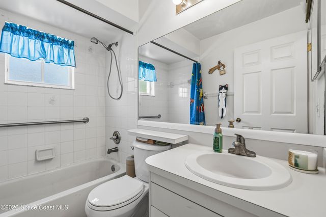 1340 Harper Boulevard SW, Palm Bay, FL 32908