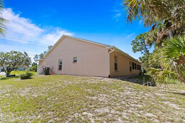 1340 Harper Boulevard SW, Palm Bay, FL 32908