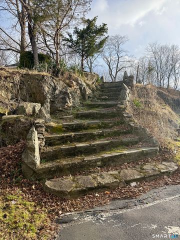 73 Cedar Street B4, Norwich, CT 06360