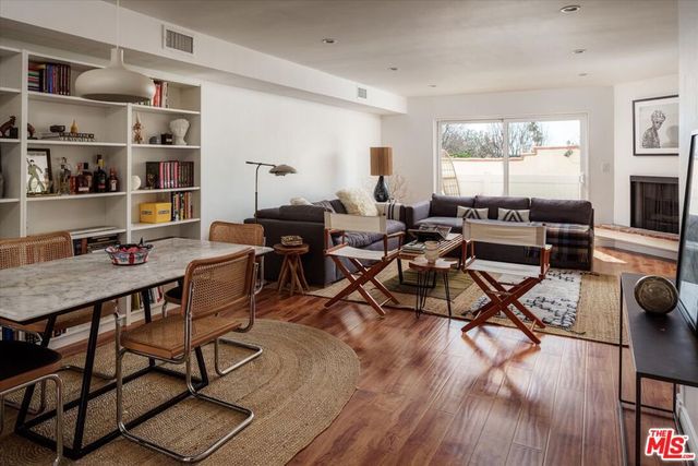 527 E Cypress Avenue C, Burbank, CA 91501