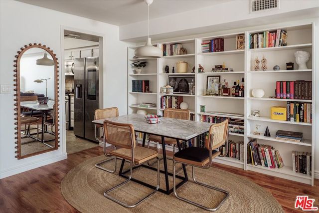 527 E Cypress Avenue C, Burbank, CA 91501