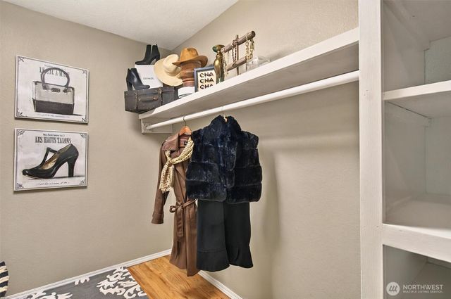 293 State Route 409, Cathlamet, WA 98612