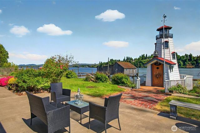 293 State Route 409, Cathlamet, WA 98612