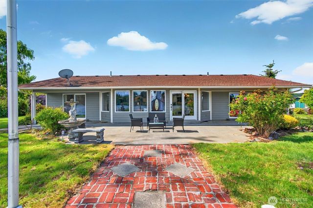 293 State Route 409, Cathlamet, WA 98612