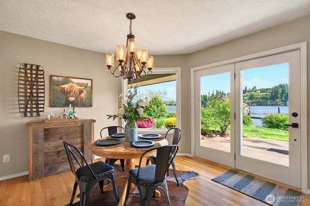 293 State Route 409, Cathlamet, WA 98612