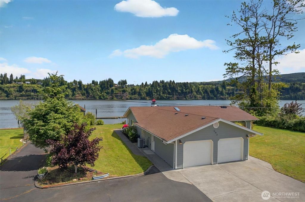 293 State Route 409, Cathlamet, WA 98612