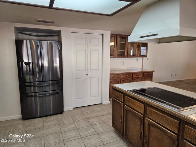 2344 W LOBO Avenue, Mesa, AZ 85202