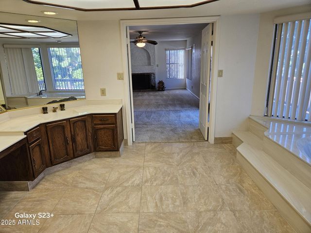 2344 W LOBO Avenue, Mesa, AZ 85202