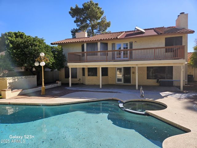 2344 W LOBO Avenue, Mesa, AZ 85202