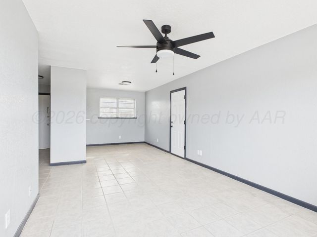 1002 NE 4th Street, Dumas, TX 79029