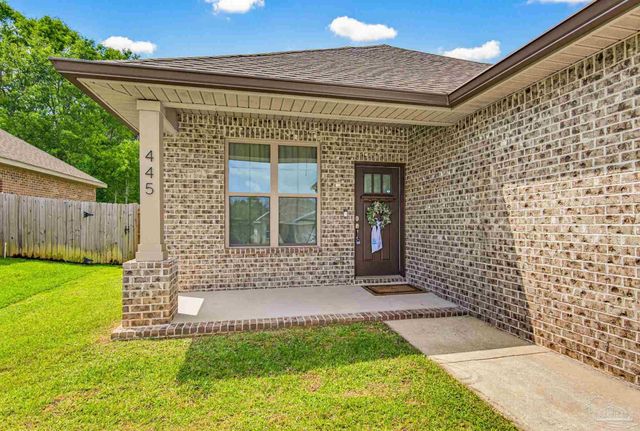 445 Pemberton Ln, Cantonment, FL 32533