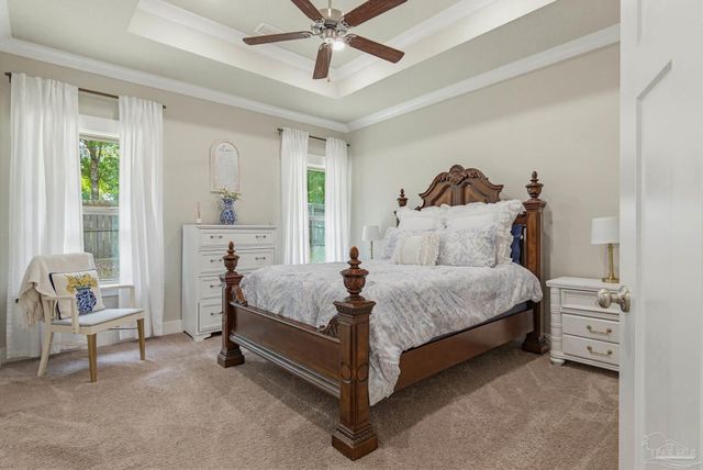 445 Pemberton Ln, Cantonment, FL 32533