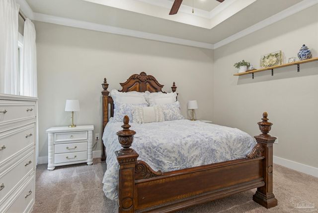 445 Pemberton Ln, Cantonment, FL 32533