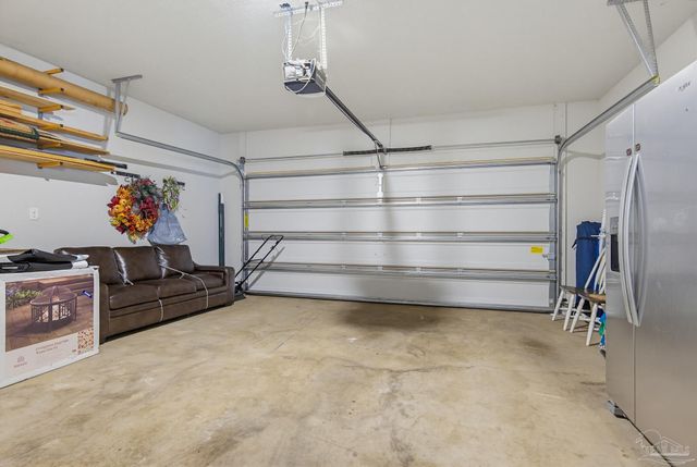 445 Pemberton Ln, Cantonment, FL 32533