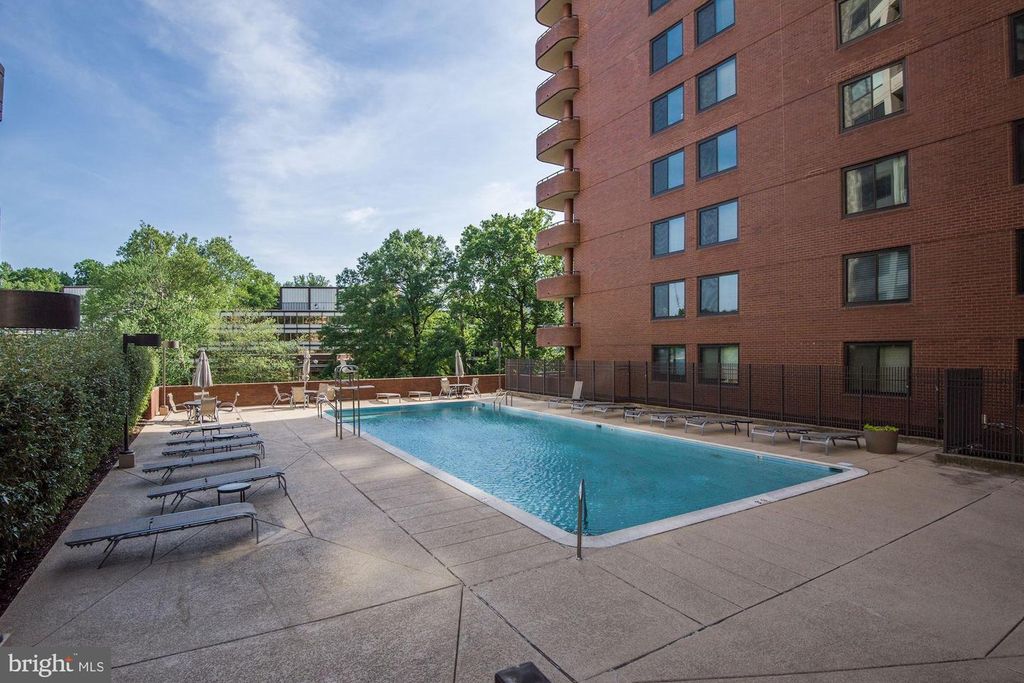 4550 N PARK AVE N #814, Chevy Chase, MD 20815