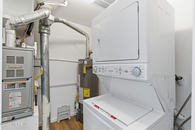 42 Diane Drive, Tinton Falls, NJ 07753