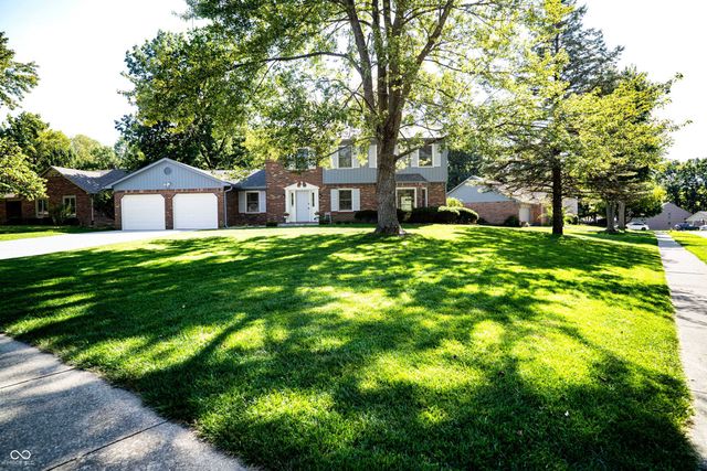 554 Whispering Trail, Greenwood, IN 46142