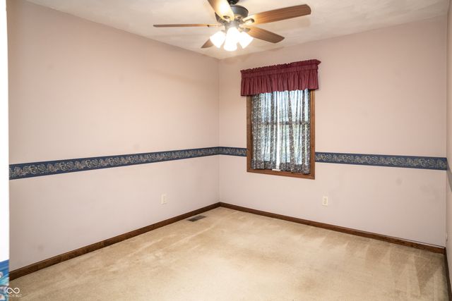 554 Whispering Trail, Greenwood, IN 46142