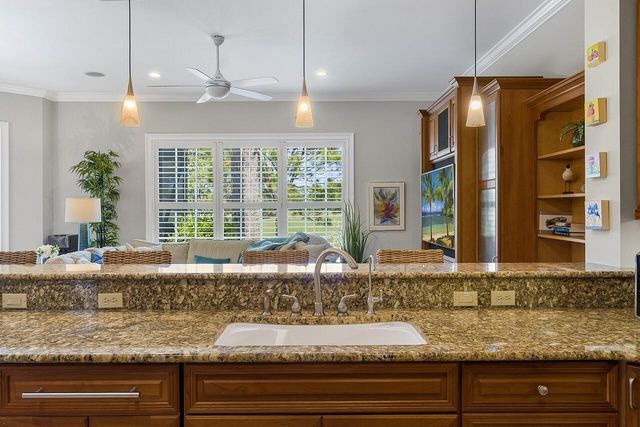 842 Carolina Circle SW, Vero Beach, FL 32962