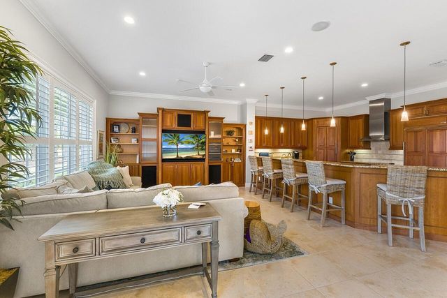 842 Carolina Circle SW, Vero Beach, FL 32962