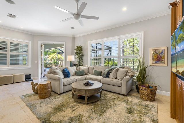 842 Carolina Circle SW, Vero Beach, FL 32962