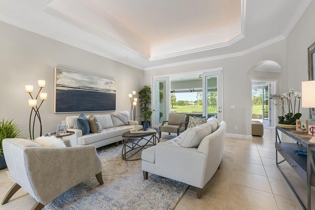 842 Carolina Circle SW, Vero Beach, FL 32962