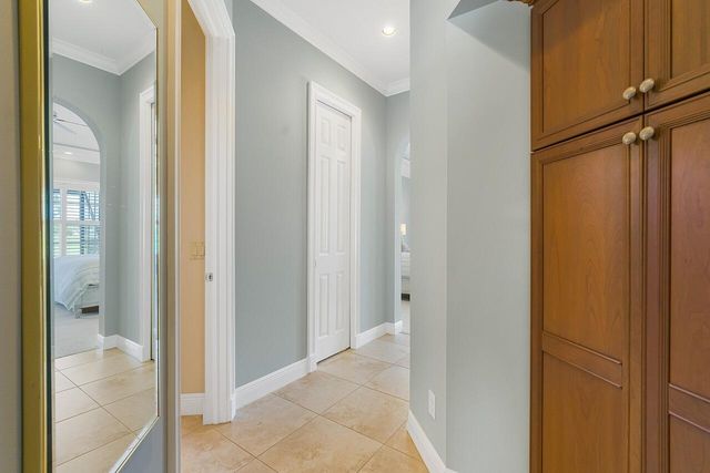 842 Carolina Circle SW, Vero Beach, FL 32962