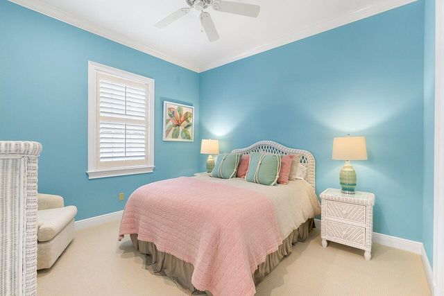 842 Carolina Circle SW, Vero Beach, FL 32962