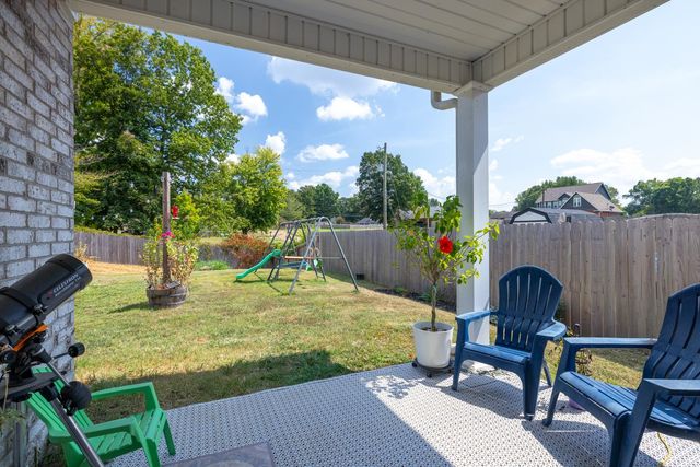 180 WALKER MEADOWS LN, Munford, TN 38058