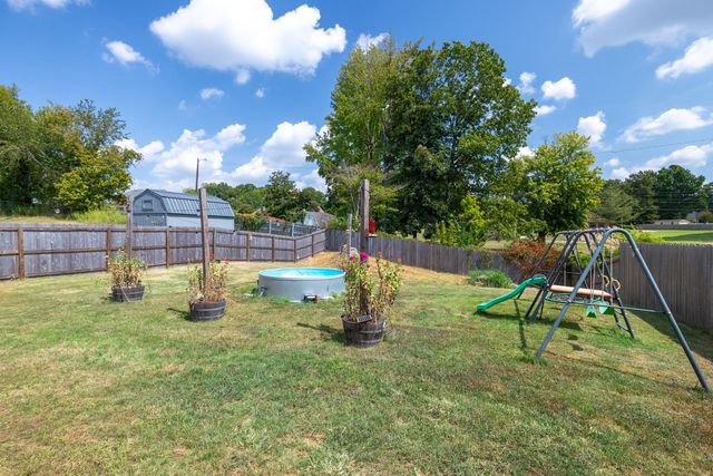 180 WALKER MEADOWS LN, Munford, TN 38058