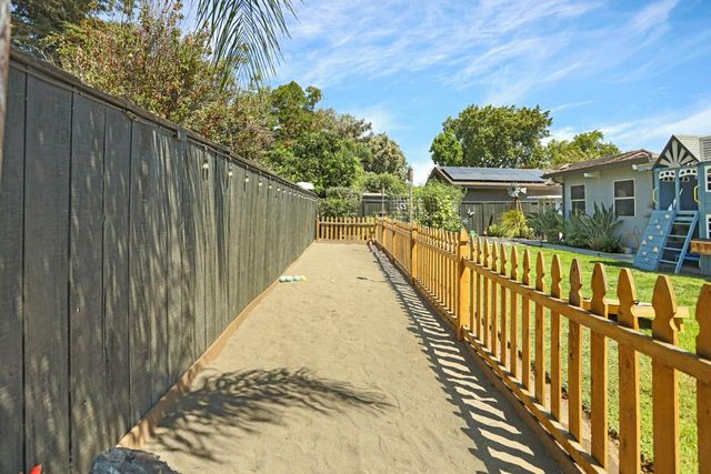 3533 Harpers Ferry Dr, Stockton, CA 95219