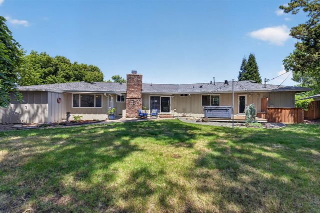 4380 Briarwood Dr, Sacramento, CA 95821