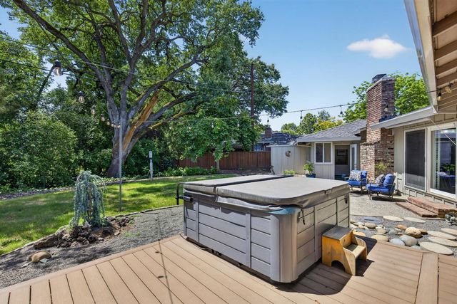 4380 Briarwood Dr, Sacramento, CA 95821