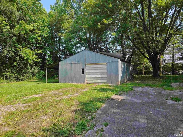 1233 W HARRISON Road, Murphysboro, IL 62966
