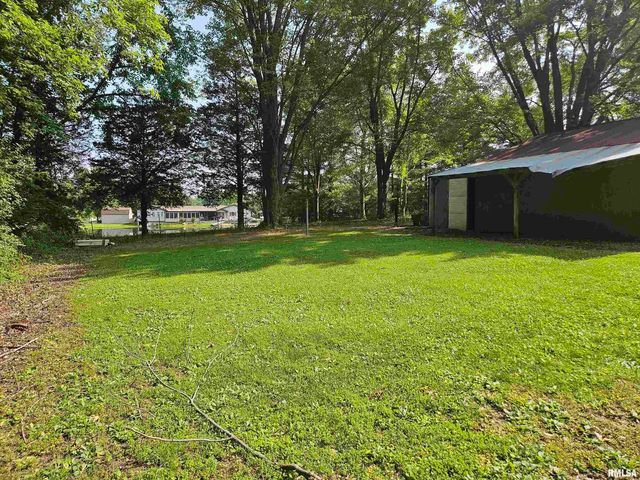 1233 W HARRISON Road, Murphysboro, IL 62966