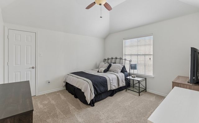 11868 Vienna Apple Road, Fort Worth, TX 76244