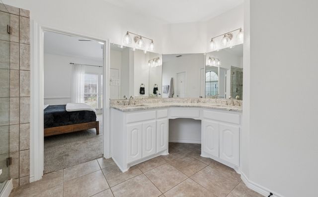 11868 Vienna Apple Road, Fort Worth, TX 76244