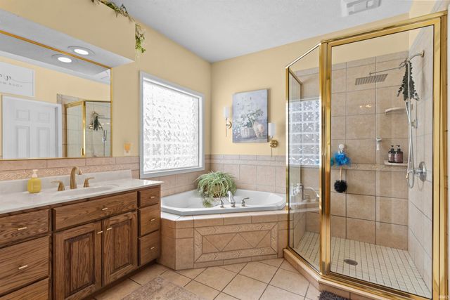 1544 Foxhaven Drive, Kokomo, IN 46902