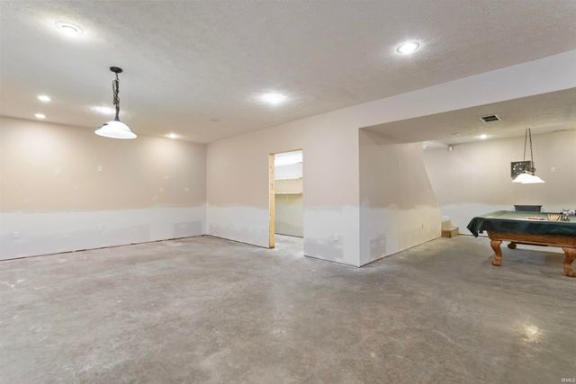 1544 Foxhaven Drive, Kokomo, IN 46902