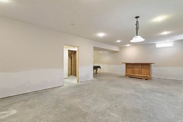 1544 Foxhaven Drive, Kokomo, IN 46902