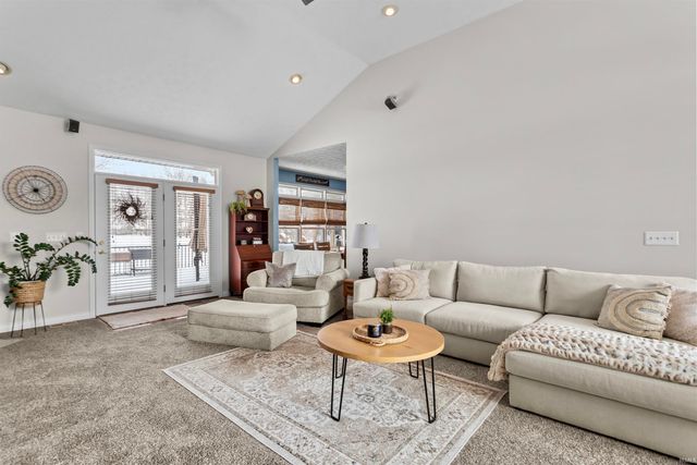 1544 Foxhaven Drive, Kokomo, IN 46902